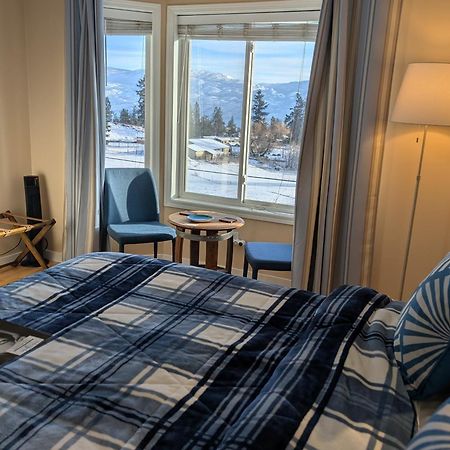 Salish B&B And Spa ウェストケロウナ エクステリア 写真