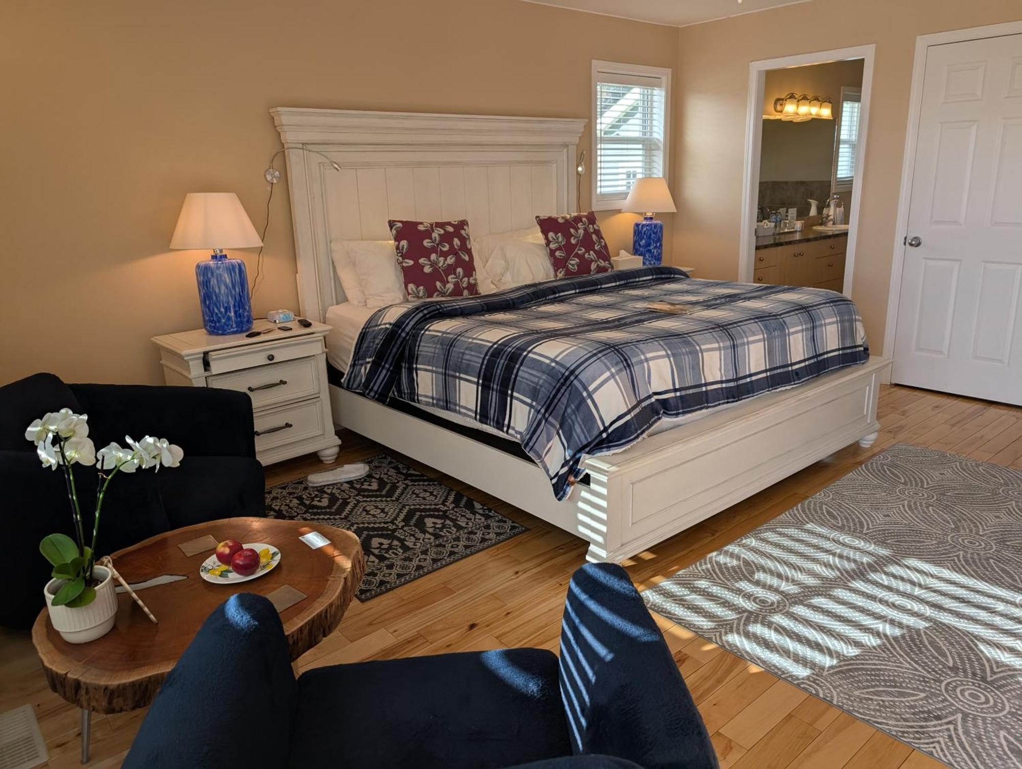 Salish B&B And Spa ウェストケロウナ エクステリア 写真
